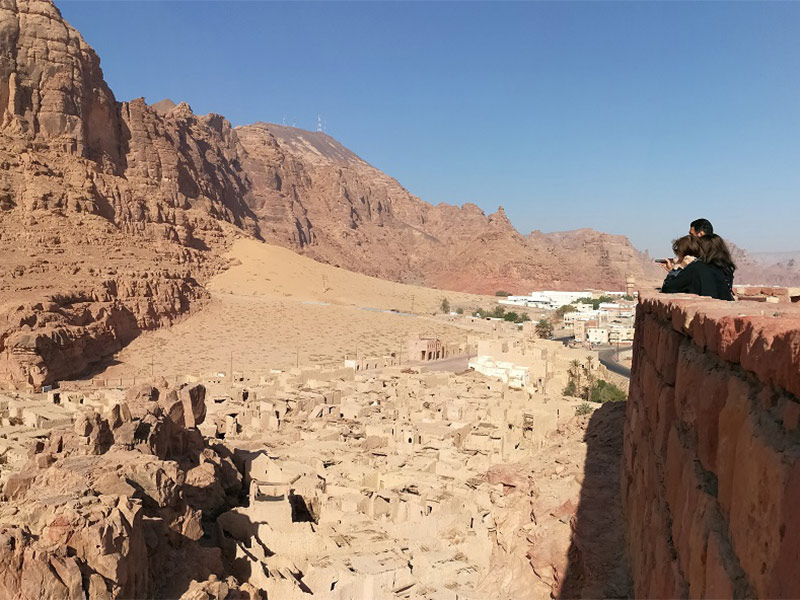 "العلا" السعودية تتألق في باريس